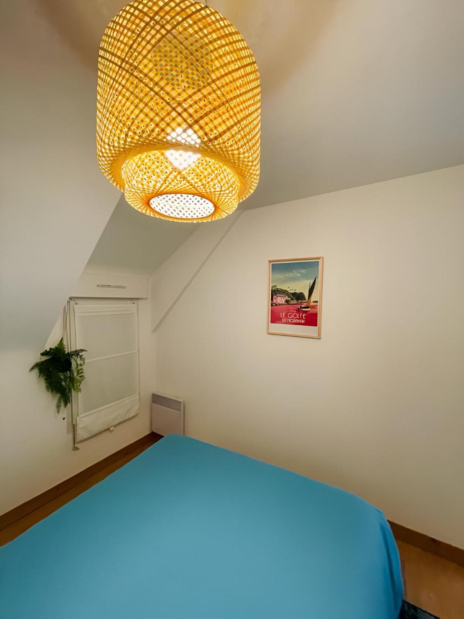 Bord De Mer, Maison Paisible Et Renovee A Penvins Сарзо Экстерьер фото